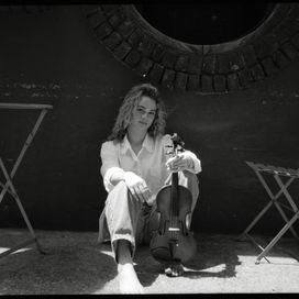 Emma Woodward, Violin, Viola teacher at Knoxville Academy of Music